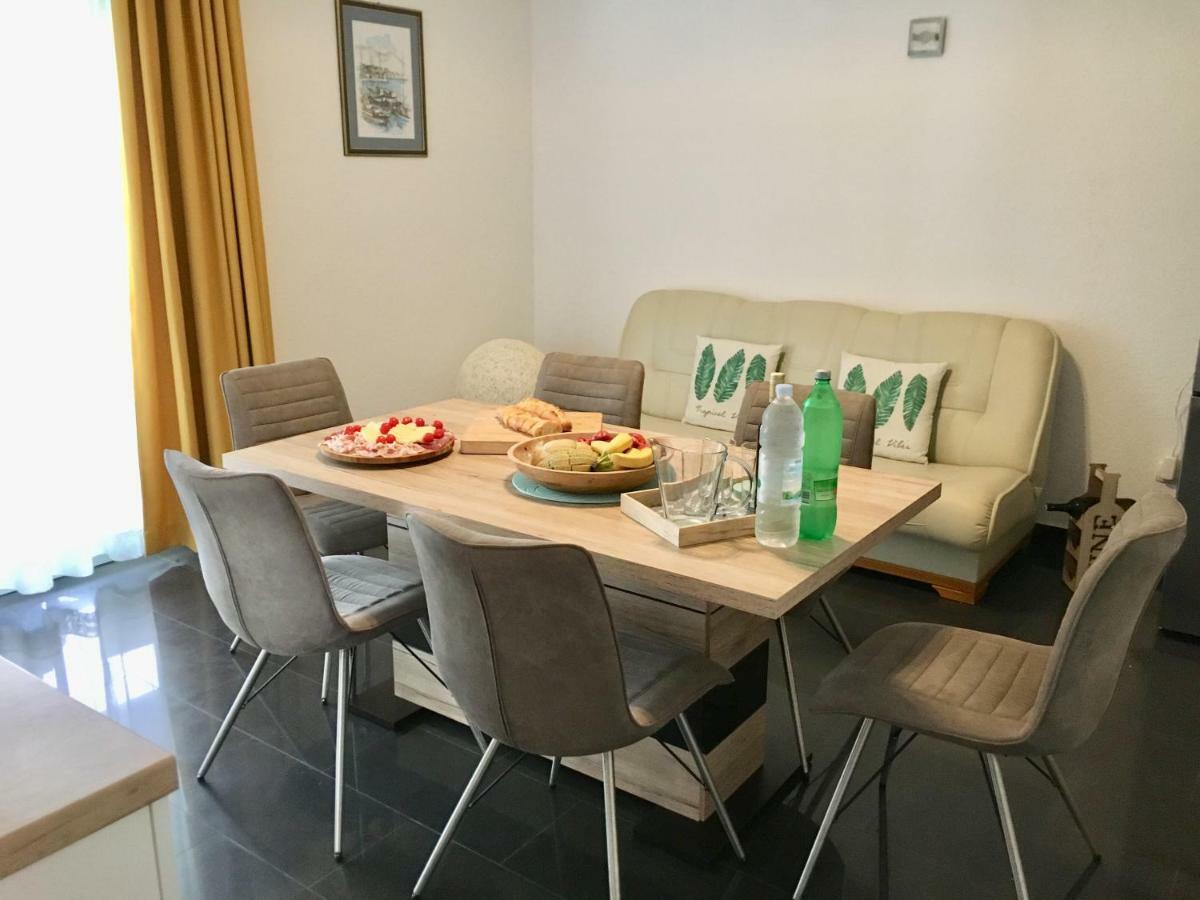 Villa Kristina Sevid Bagian luar foto